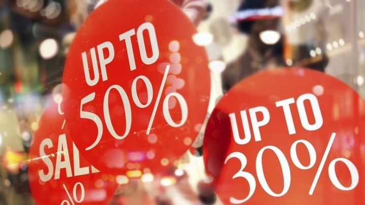 Ανοιχτά τα καταστήματα την Κυριακή: Πώς θα λειτουργήσουν – Τι ισχύει για τα σούπερ μάρκετ