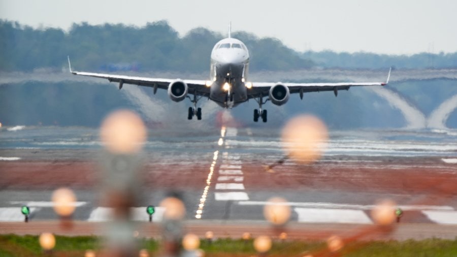 Παρατείνεται η ΝΟΤΑΜ για τις πτήσεις εσωτερικού έως 15 Ιουλίου