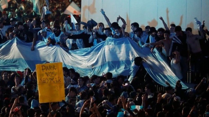 Aποθέωση στο Μπουένος Αϊρες για τον Μέσι και την παρέα του – ΒΙΝΤΕΟ