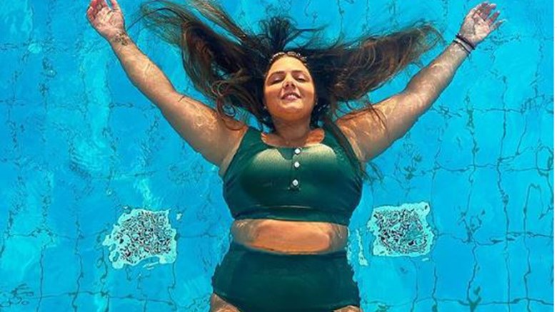 Η επική απάντηση της Δανάης Μπάρκα όταν την αποκάλεσαν “χοντρή” στο Instagram