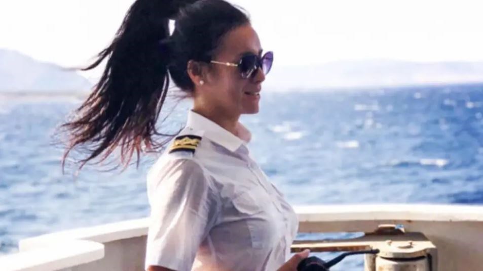 Επιστροφή στις θάλασσες για τη Μαριάνθη Κάσδαγλη μετά το Survivor – Η εντυπωσιακή υποπλοίαρχος μας ταξιδεύει στις Κυκλάδες