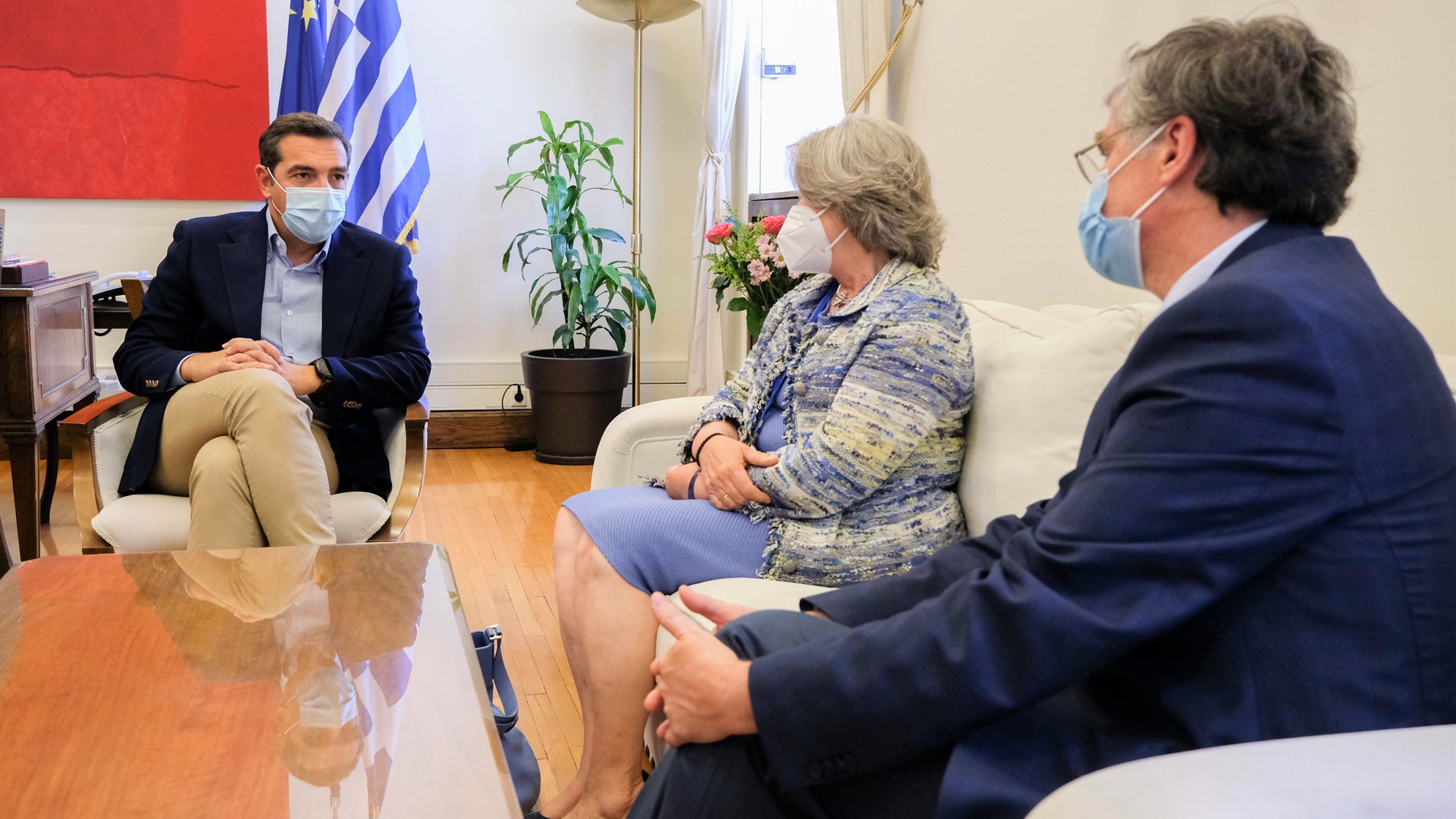 Συνάντηση Τσίπρα με Λινού και Τσιόδρα – Η έκκληση του προέδρου του ΣΥΡΙΖΑ