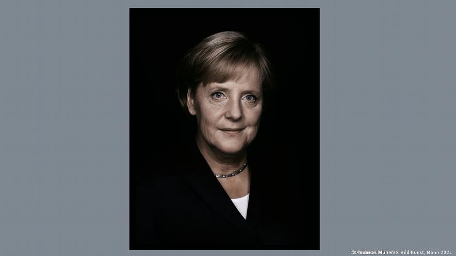 Ο φωτογράφος της Μέρκελ: Η καγκελάριος ως συνταξιούχος στο σπίτι του Χέλμουτ Κολ και η σωσίας της – ΦΩΤΟ