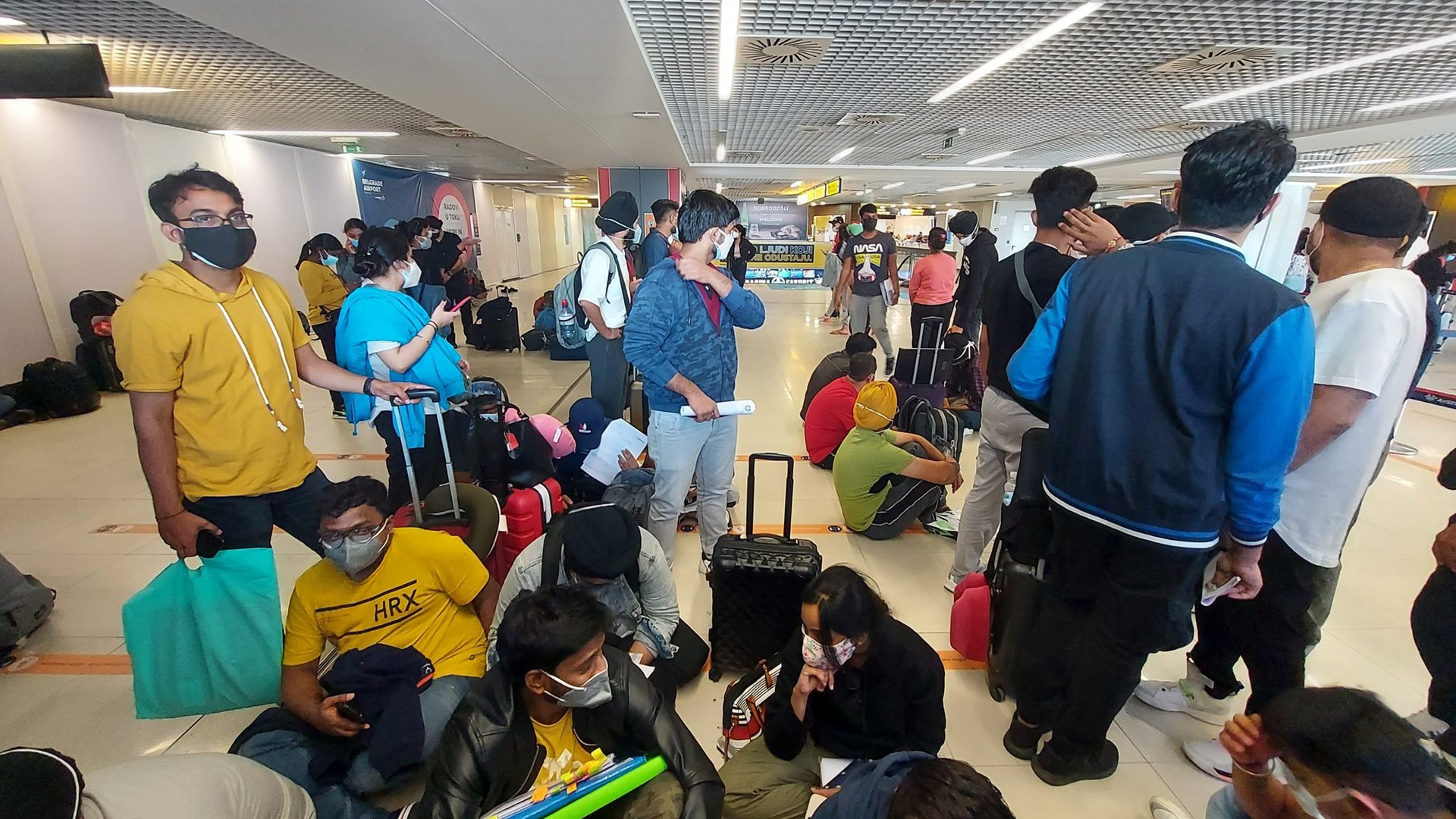 Ο “τουρισμός της καραντίνας” – Γιατί η Σερβία γέμισε με Ινδούς