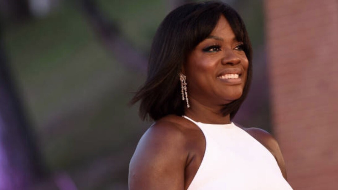 Βαϊόλα Ντέιβις: Από την απόλυτη φτώχεια στη λάμψη των Όσκαρ – Η πρώτη μαύρη ηθοποιός με τρεις υποψηφιότητες