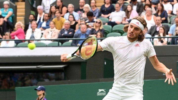 Ο Τσιτσιπάς προκρίθηκε στα προημιτελικά του Hamburg Open