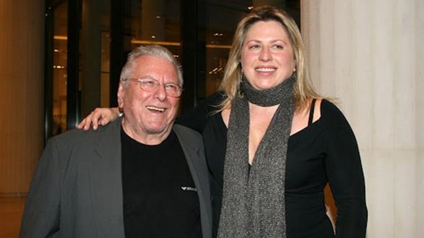 Η Σάντρα Βουτσά γιόρτασε τα γενέθλιά της με μια σπάνια ΦΩΤΟ των γονιών της