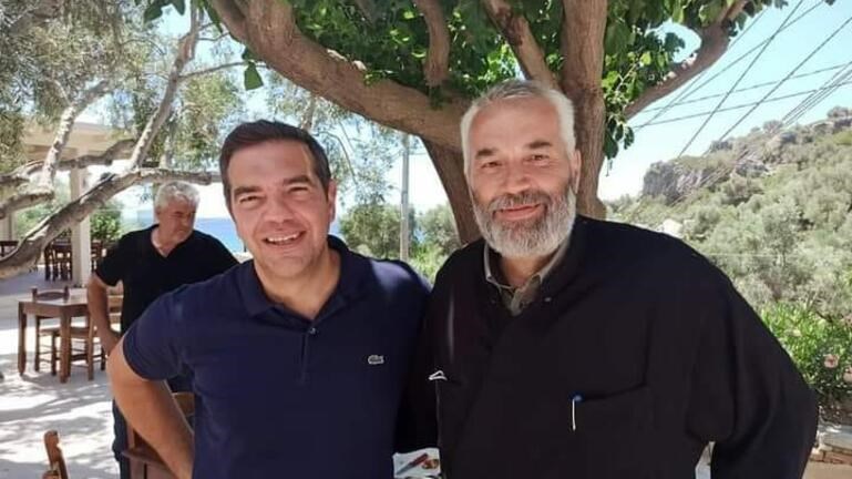 Στο Ρέθυμνο ο Τσίπρας – Οι στιγμές χαλάρωσης και η μαντινάδα που του αφιέρωσαν – ΦΩΤΟ