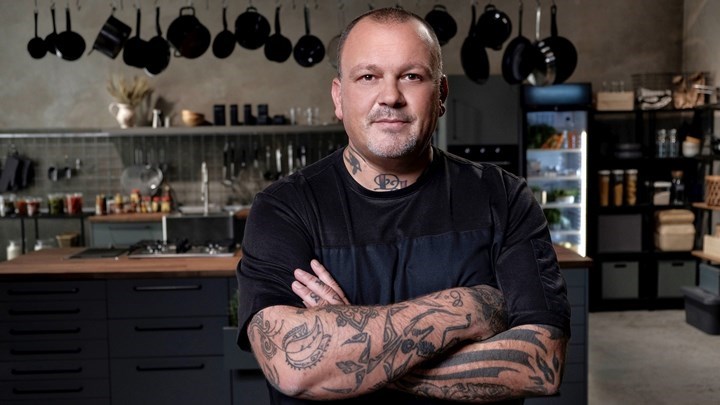 Ο Δημήτρης Σκαρμούτσος μιλά για τα αρνητικά μηνύματα που δέχθηκε όταν τάχθηκε υπέρ του εμβολιασμού