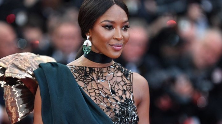 Οι πρώτες φωτογραφίες της Ναόμι Κάμπελ με τη νεογέννητη κόρη της