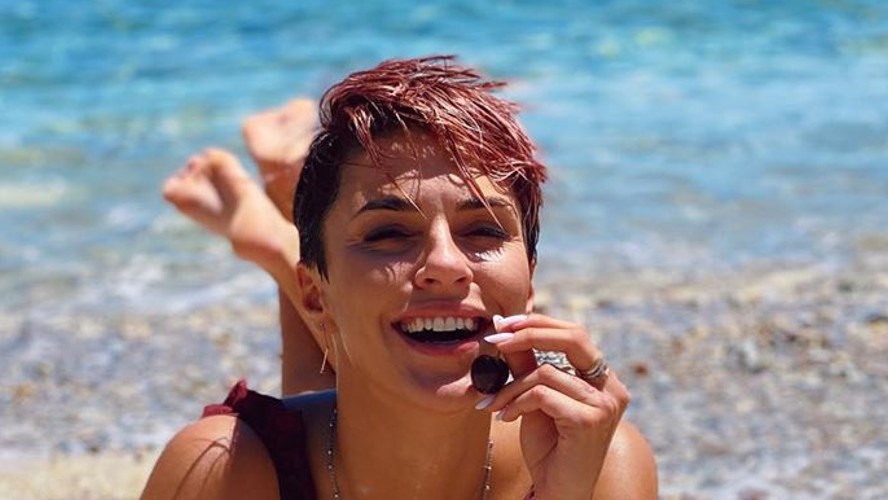 Η Κάτια Ταραμπάνκο σε ρόλο παρουσιάστριας