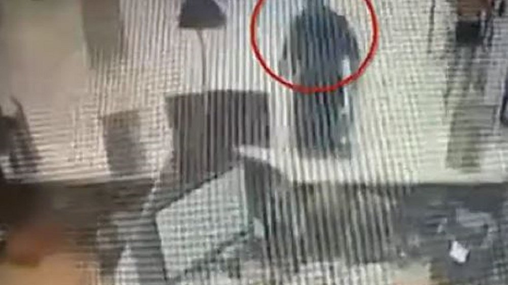 Καρέ καρέ η ληστεία σε τράπεζα στο Περιστέρι – ΒΙΝΤΕΟ ντοκουμέντο