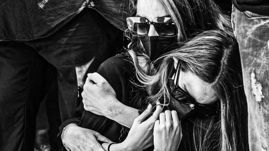 Συγκινεί η Άντζελα Γκερέκου: Τα πρώτα λόγια και η τρυφερή φωτογραφία μετά την κηδεία του Τόλη Βοσκόπουλου