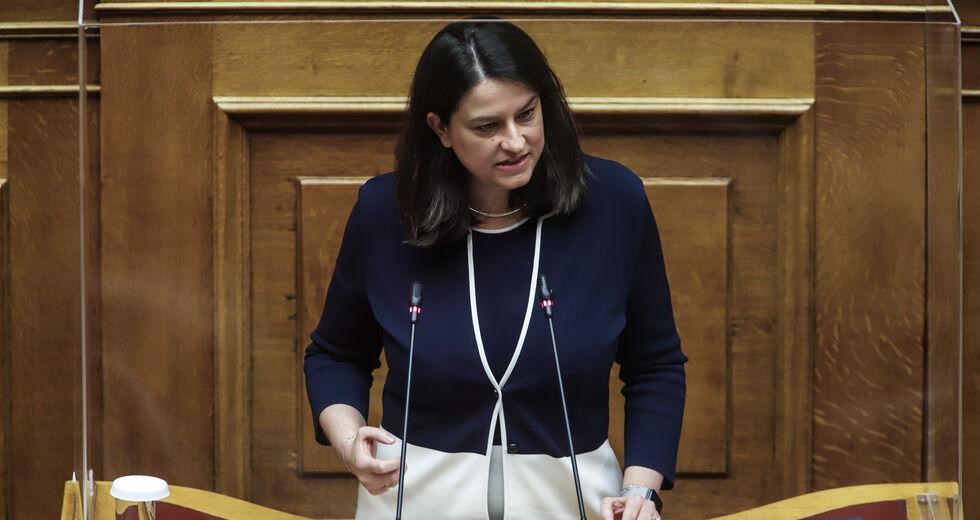 Κεραμέως: Αν δεν είχε μπει ελάχιστη βάση εισαγωγής, θα είχαμε κοροϊδέψει άλλη μία γενιά