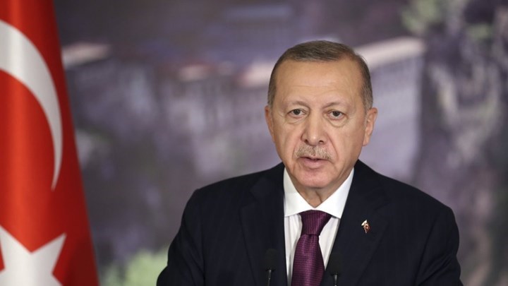 Αναγκαστική προσγείωση του ελικοπτέρου που μετέφερε τον Ερντογάν