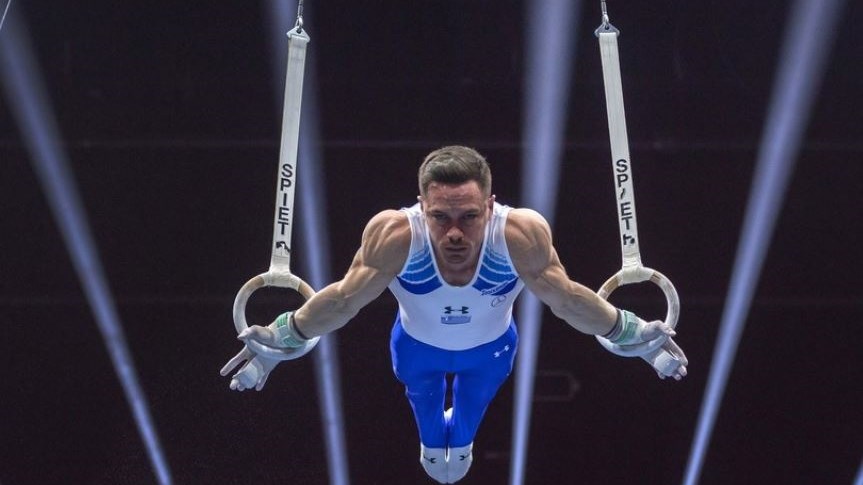 Η τηλεοπτική “εξαφάνιση” του Πετρούνια, η απάντηση της ΕΡΤ και το ξέσπασμα του “άρχοντα των κρίκων”