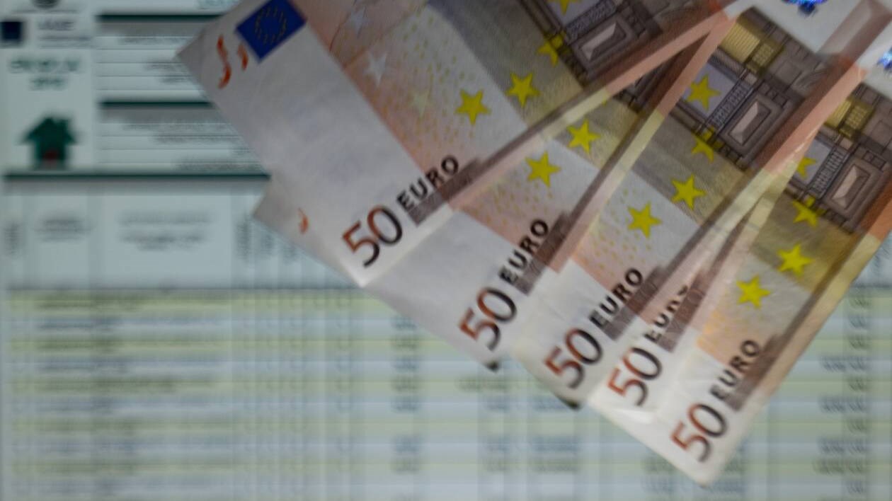 Στο 2003 επέστρεψαν τα εισοδήματα: Πώς θα κινηθούν φέτος – Τι δείχνει η “ακτινογραφία” των δηλώσεων