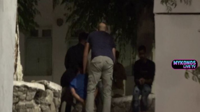 Σύλληψη διακινητών ναρκωτικών στην Μύκονο μπροστά στην κάμερα – ΒΙΝΤΕΟ