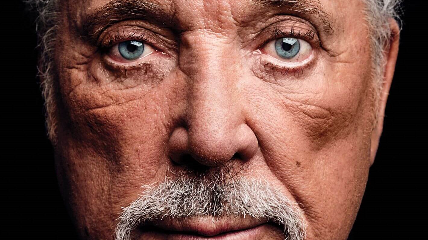 Σε μίνι τουρνέ βγαίνει ο 81χρονος Sir Tom Jones