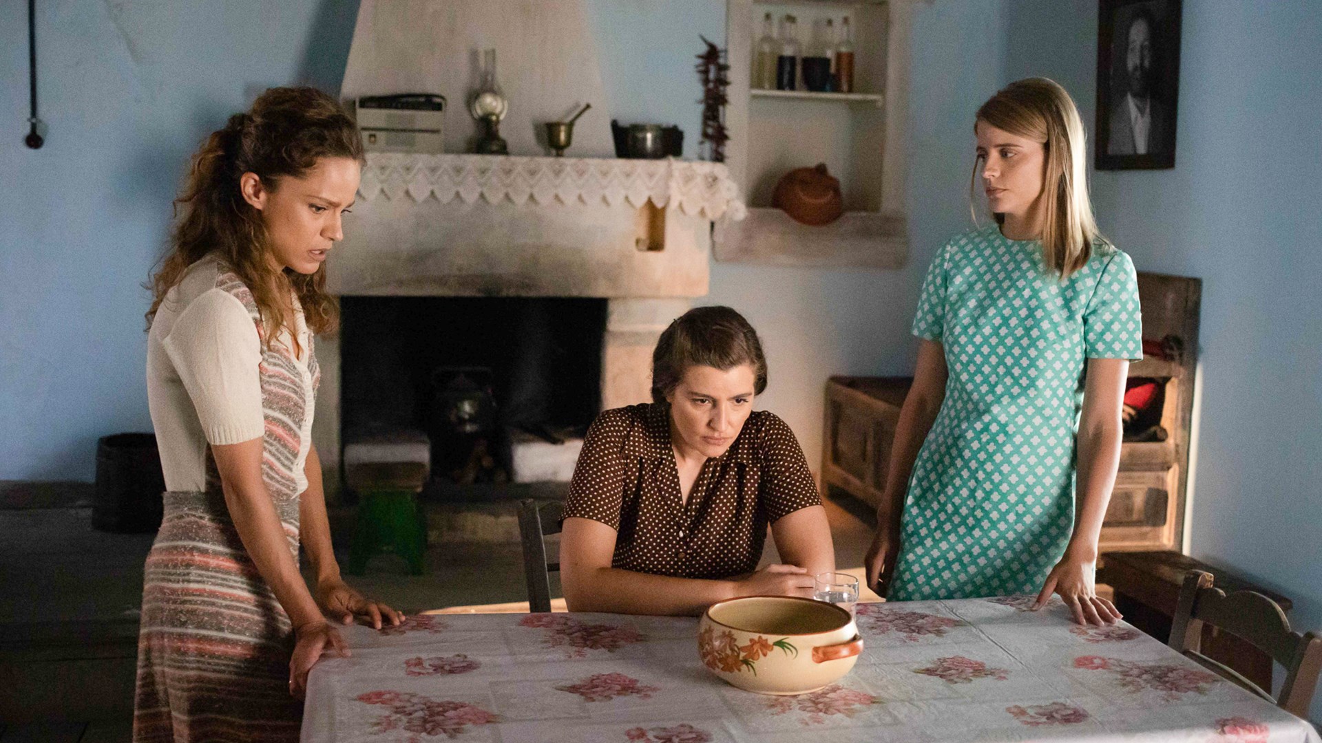 Άγριες Μέλισσες: Οι πρώτες φωτογραφίες από τα γυρίσματα του τρίτου κύκλου