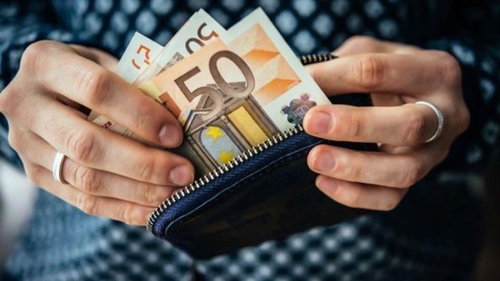 Δέκα ερωτήσεις και απαντήσεις για τον κατώτατο μισθό από το Υπουργείο Εργασίας