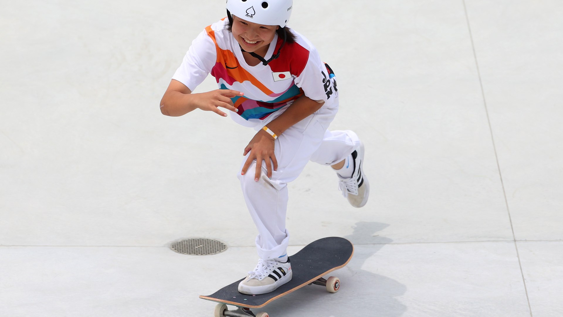 Χρυσή Ολυμπιονίκης στο street skateboard ετών 13