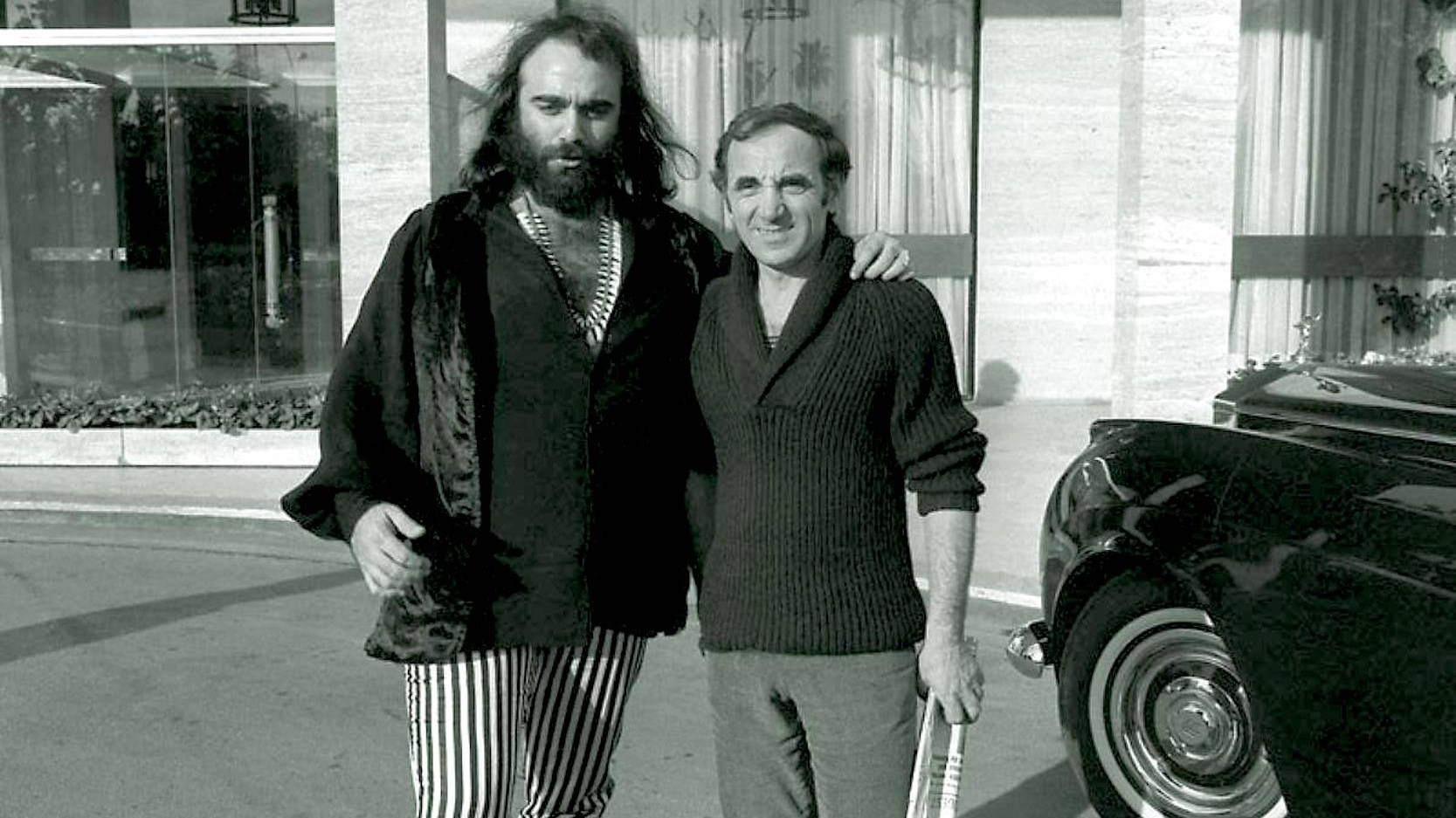 Ιστορική φωτογραφία: Ο Ντέμης Ρούσσος μαζί με τον Charles Aznavour