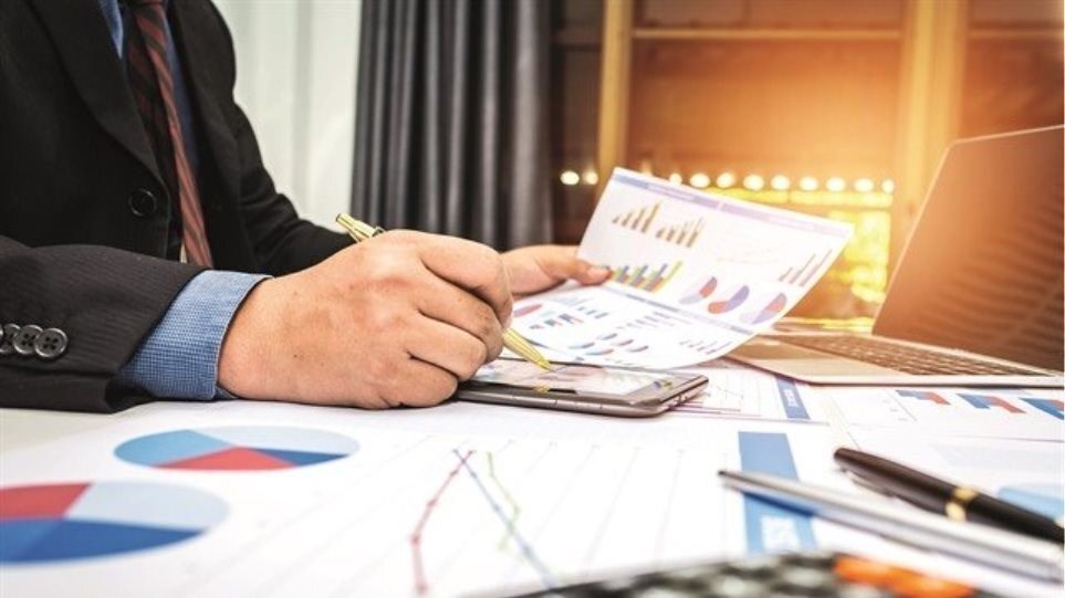 Φοροδιαφυγή: Ποιοι επαγγελματίες τη… γλιτώνουν με πρόστιμα αντί λουκέτου – Πόσο… πάει η “λυπητερή”