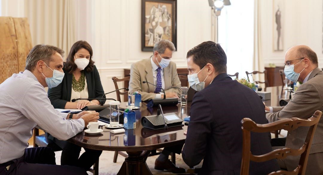 Συνάντηση Μητσοτάκη με τη νέα ηγεσία της Ιατρικής Σχολής του Πανεπιστημίου Αθηνών – Τι συζήτησαν