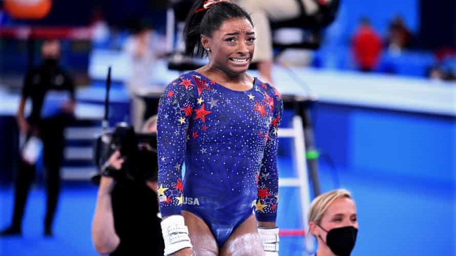 Σιμόν Μπάιλς: Αποχώρηση – σοκ και από το ατομικό