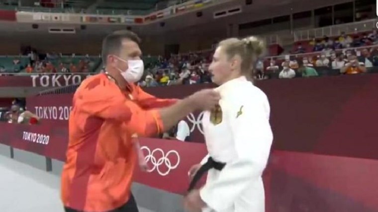 Τι απάντησε η Γερμανίδα τζουντόκα για το viral βίντεο με τα… χαστούκια από τον προπονητή της