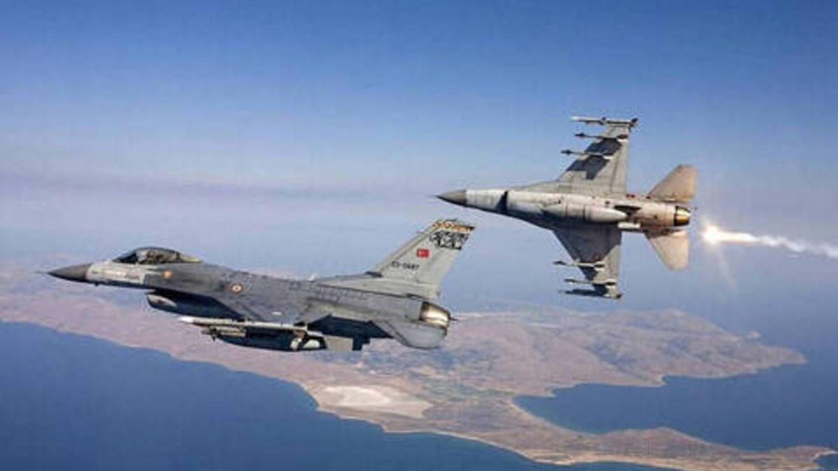 Σκληρές αερομαχίες στο Αιγαίο την ώρα της Τριμερούς Συνόδου στο Ζάππειο