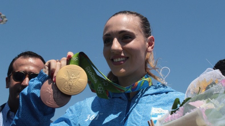 Ολυμπιακοί Αγώνες: Με στόχο το χρυσό αγωνίζεται στην σκοποβολή των 25 μέτρων η Άννα Κορακάκη