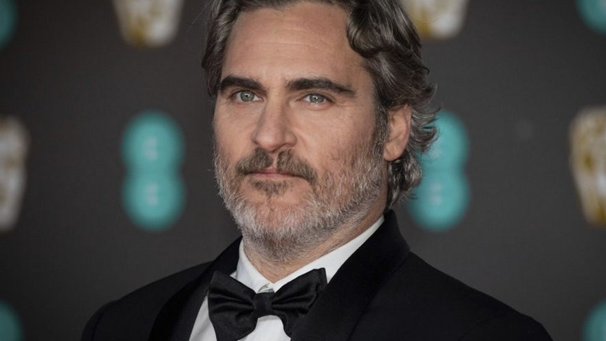 Αγνώριστος ο Χοακίν Φίνιξ – Η τεράστια αλλαγή στην εμφάνισή του