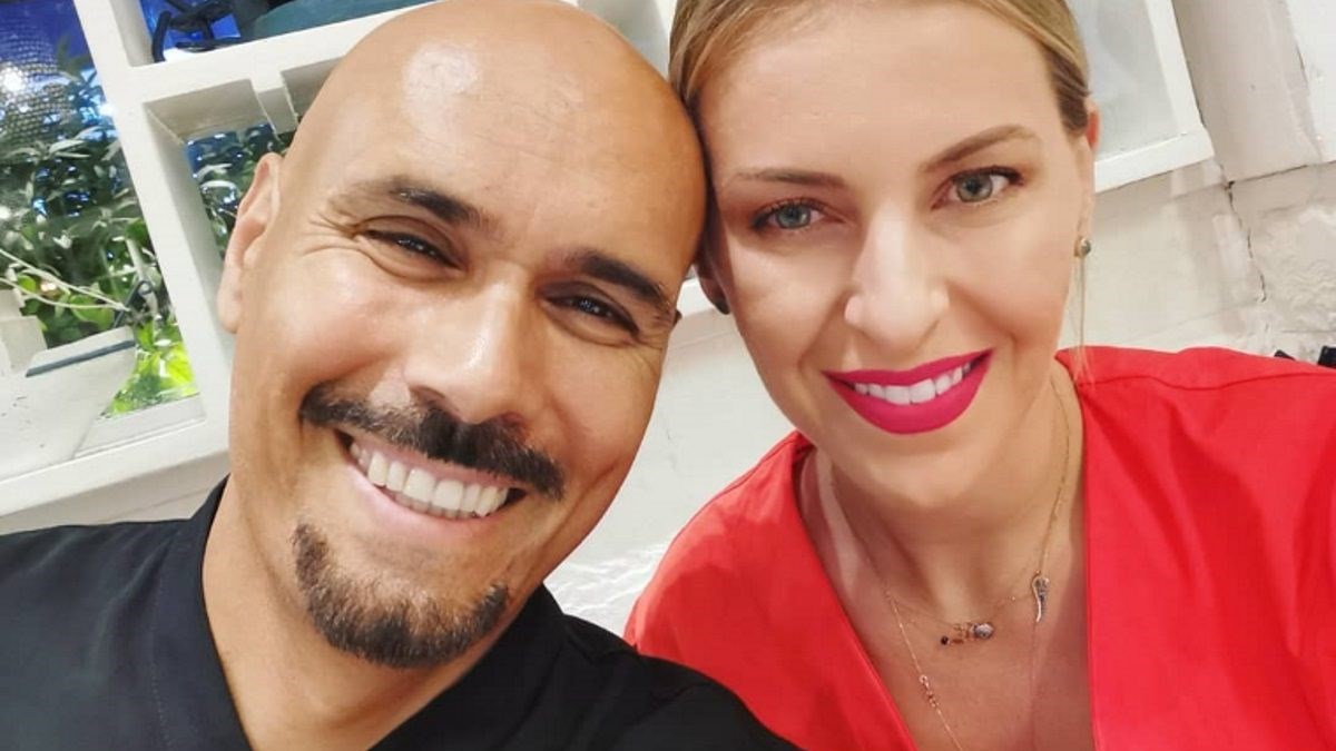 Η δημόσια ερωτική εξομολόγηση του Δημήτρη Σκουλού στη σύζυγό του – ΦΩΤΟ