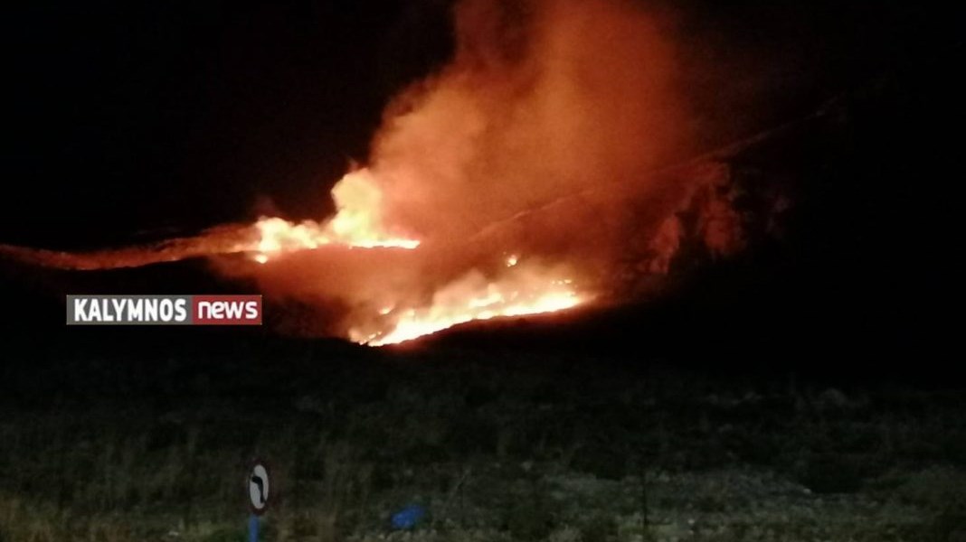 Πυρκαγιά στη χωματερή της Καλύμνου