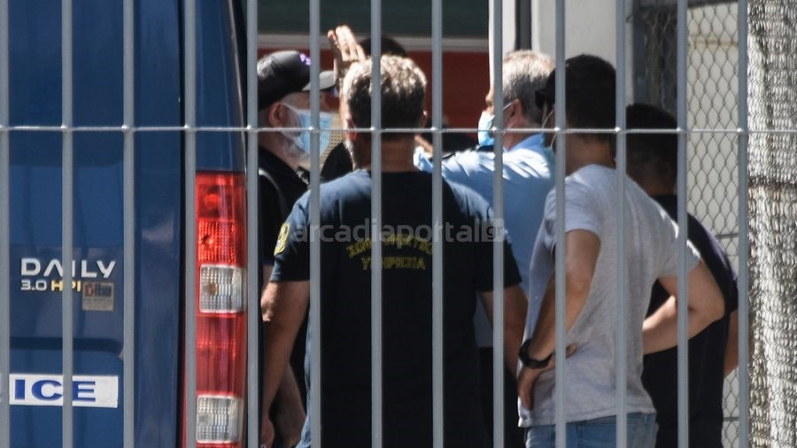 Νέες αποκαλύψεις για τον Φιλιππίδη – Γυναίκα αστυνομικός καταγγέλλει ότι της “όρμηξε” στο θέατρο