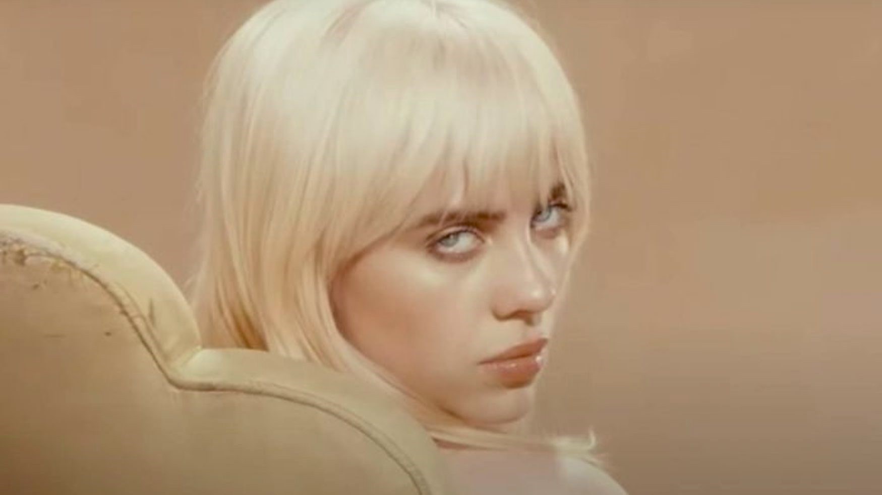 Κυκλοφόρησε το νέο άλμπουμ της Billie Eilish με τίτλο “Happier Than Ever”