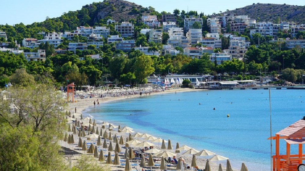 Αττική: Δωρεάν είσοδος σε τρεις οργανωμένες παραλίες το τριήμερο λόγω καύσωνα