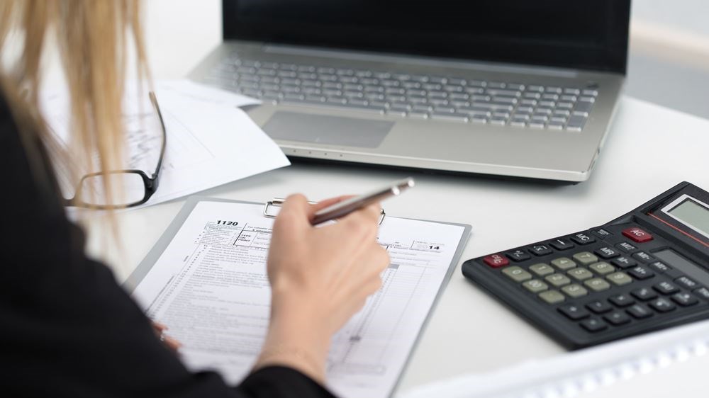 Επίδομα 534 ευρώ: Ποιοι εντάσσονται στις αναστολές Αυγούστου – Τι ισχύει για το ΣΥΝ-ΕΡΓΑΣΙΑ