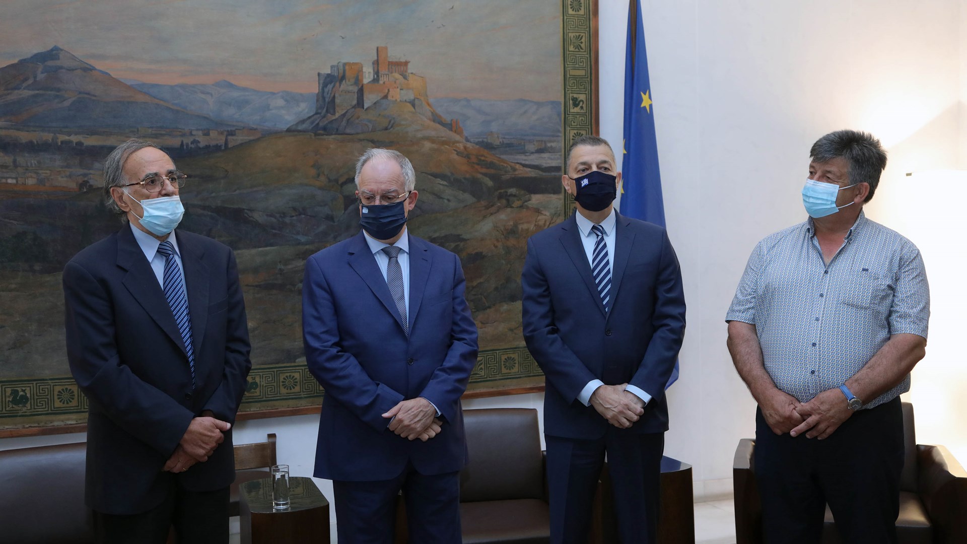 Ανέγερση μνημείου υπέρ των πεσόντων του ’40 στο Καλπάκι – ΦΩΤΟ