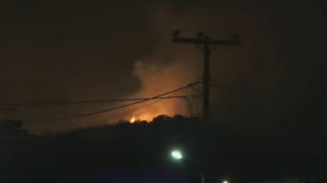 Φωτιά σε δασική έκταση στη Βόνιτσα – Εκκενώθηκαν σπίτια – ΒΙΝΤΕΟ