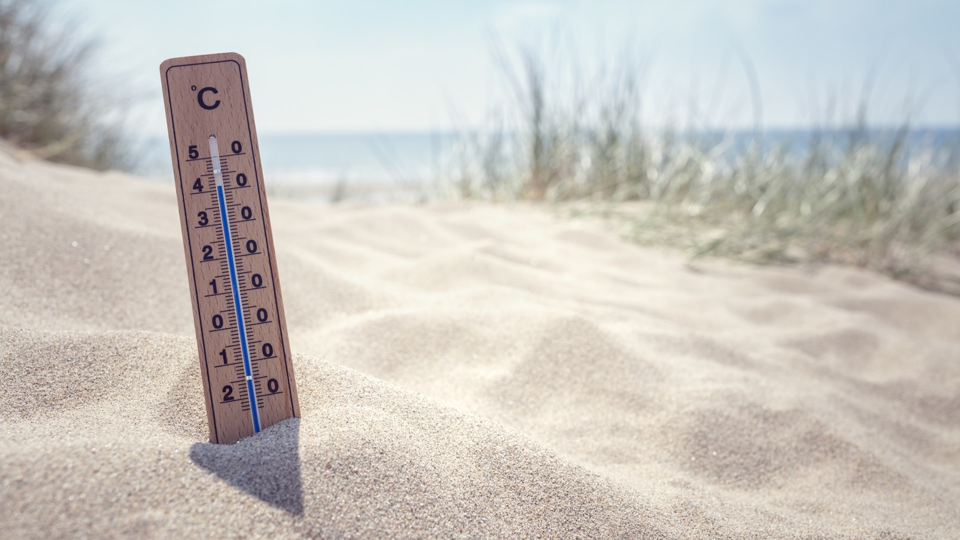 Καύσωνας: Καμίνι όλη η χώρα – Το θερμόμετρο θα δείξει 44 βαθμούς