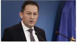 Στέλιος Πέτσας