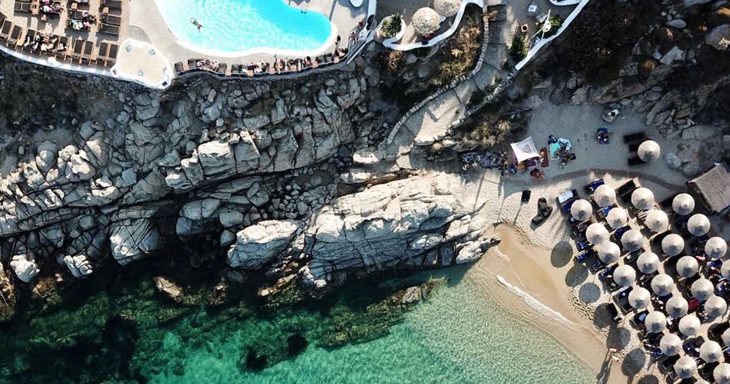 Λουκέτο σε γνωστό beach restaurant στη Μύκονο