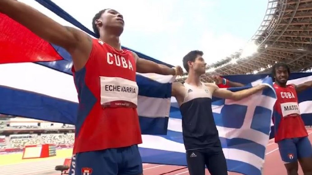 Τόκιο: Συρτάκι και πανηγύρια για τον “χρυσό” Τεντόγλου