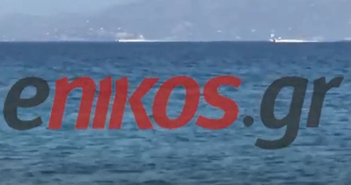 Φωτιά στη Βαρυμπόμπη: Η στιγμή που αεροσκάφη ανεφοδιάζονται με νερό – ΒΙΝΤΕΟ