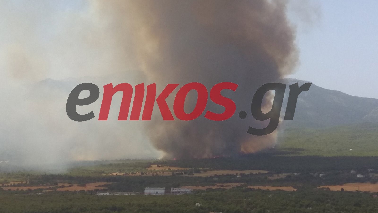 Φωτιά στη Βαρυμπόμπη – Νέο μήνυμα από το 112 για εκκένωση και του Ολυμπιακού Χωριού
