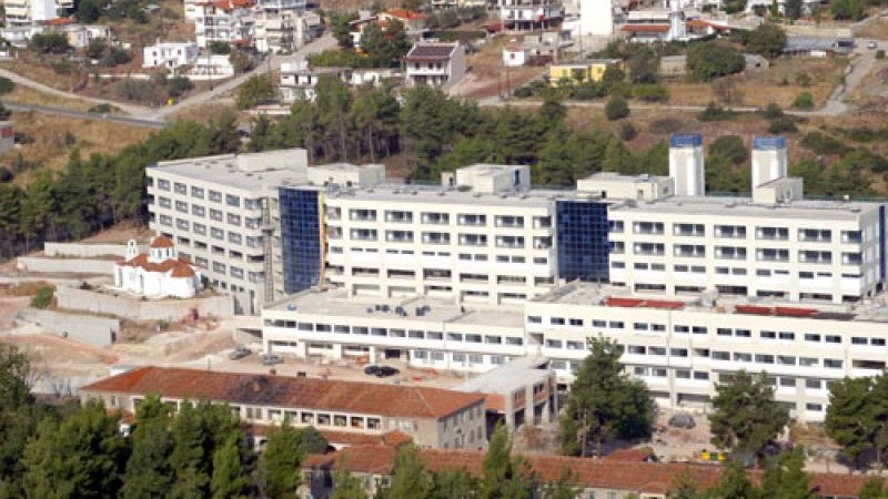 Σε κρίσιμη κατάσταση 15χρονος που έπαθε ηλεκτροπληξία