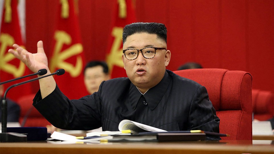 Χαλασμός στη Βόρεια Κορέα για το τσιρότο στο κεφάλι του Κιμ Γιονγκ Ουν